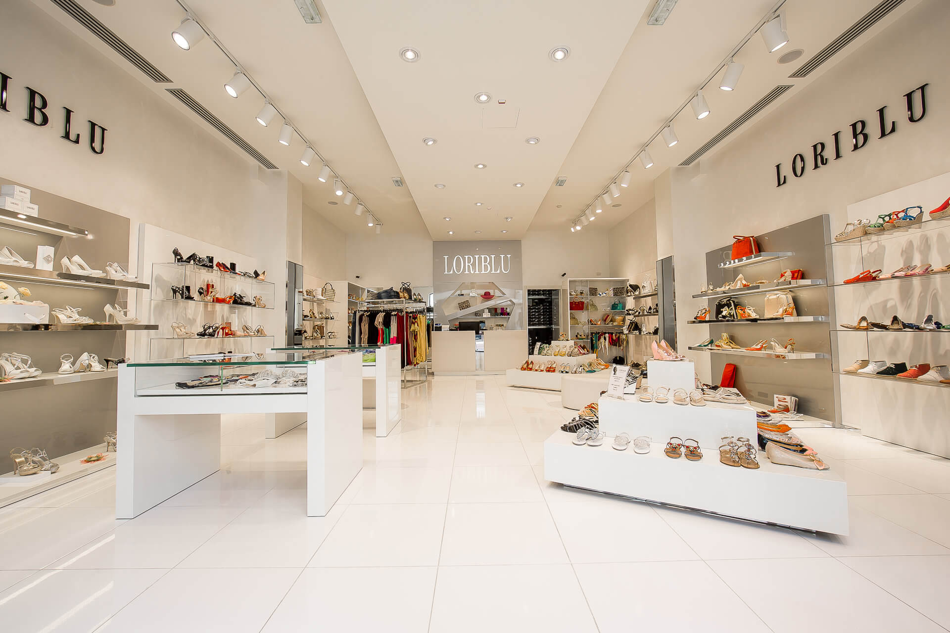 Loriblu Outlet Castel Romano Showroom and stores